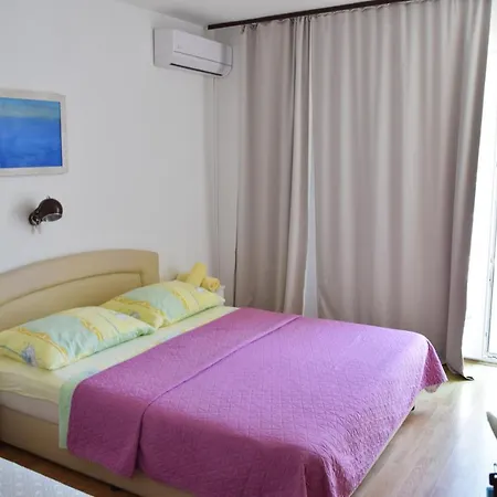 Tina Pensjonat 3*